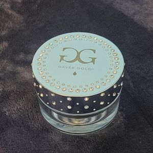 Tiffany Andersen Gavee Gold Diamond Cell Salt Polish
